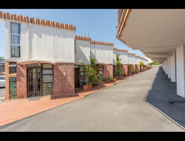 3 BEDROOM TOWNHOUSE TO LET IN UMGENI PARK